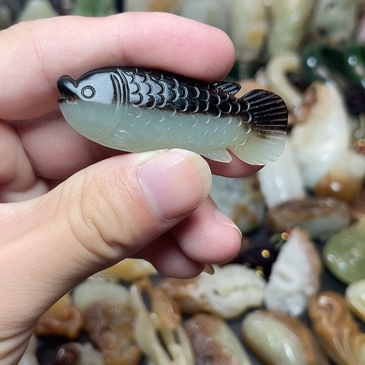 和田玉未镶嵌挂件