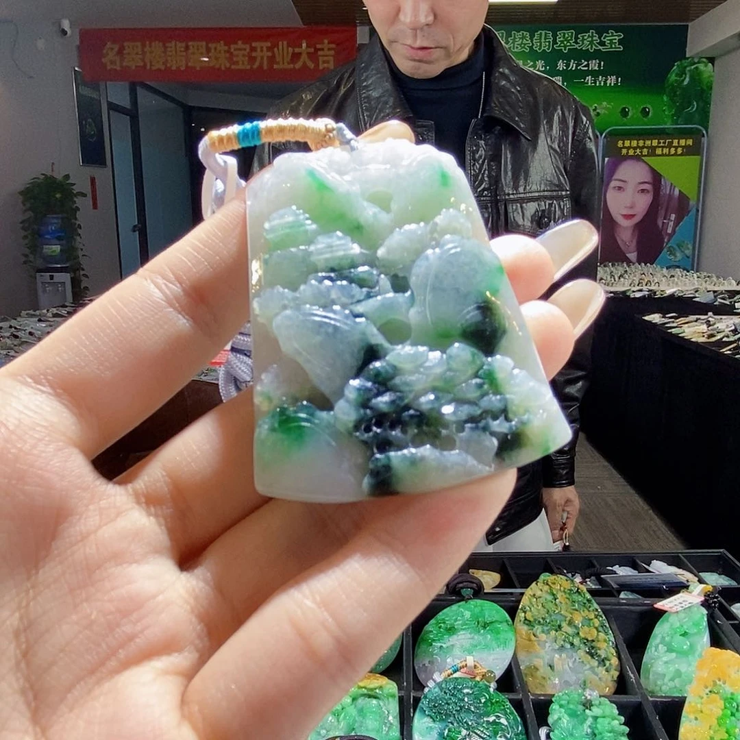 颈饰未镶嵌翡翠翡翠