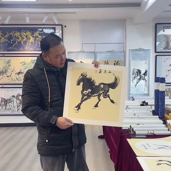 国画奔马图11111111