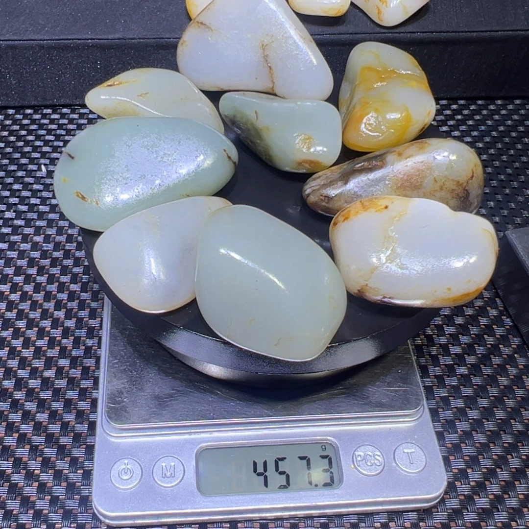 和田玉（子料）未镶嵌吊坠(不含链)457克