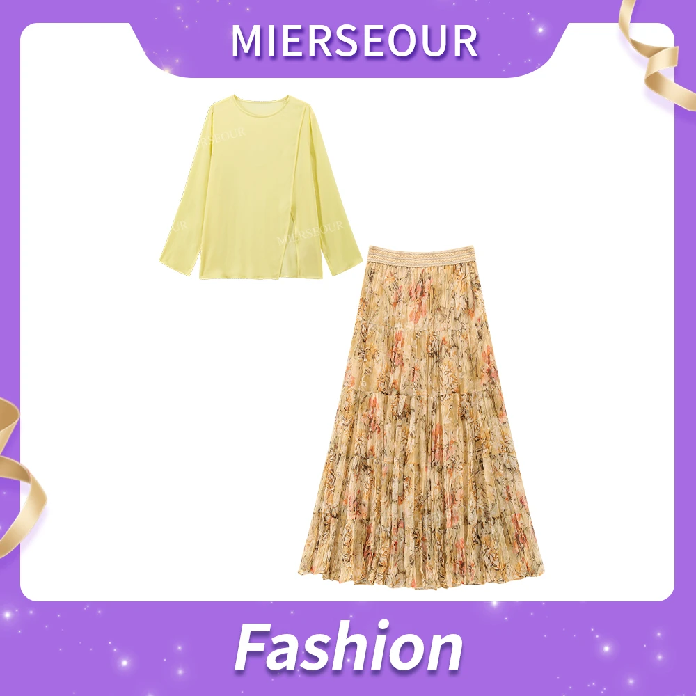 【湛蓝告白】简约度假风上衣碎花半裙套装2130