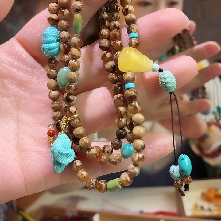 琥珀（根珀）未镶嵌毛衣链溶洞5+