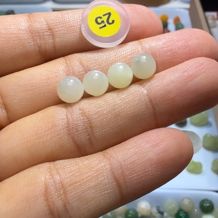 未镶嵌和田玉珠宝半成品卡七