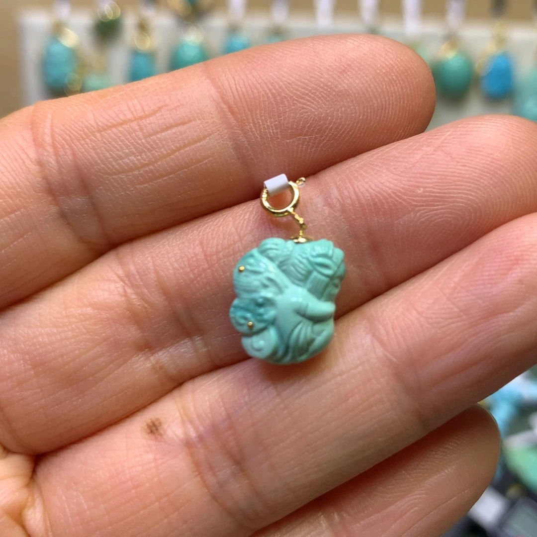 绿松石挂件18K金镶嵌