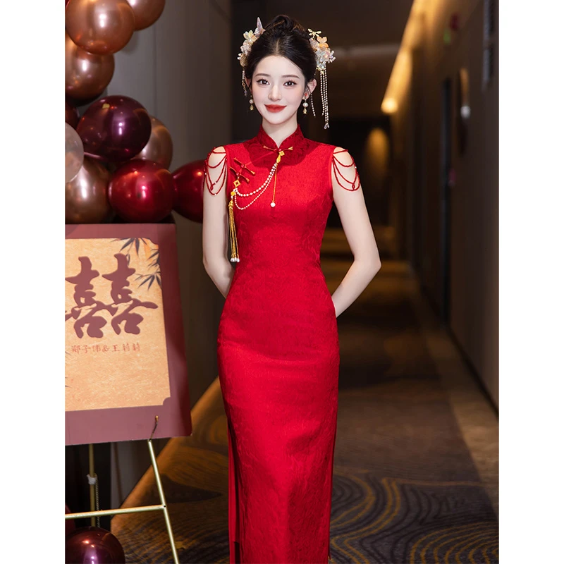 订婚礼服裙年轻款新中式旗袍修身2025新款酒红色结婚连衣裙高级感