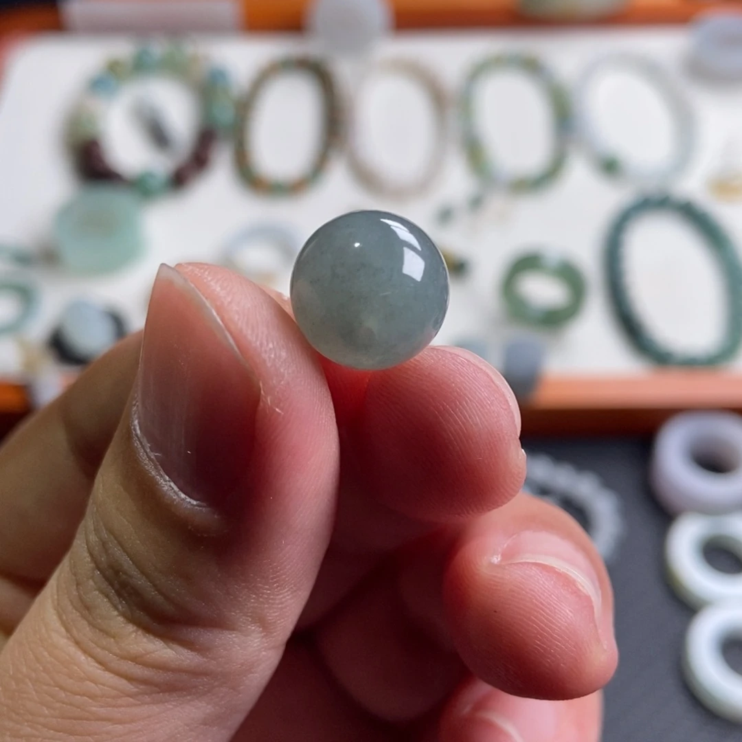 颈饰未镶嵌翡翠卡12.3圆珠