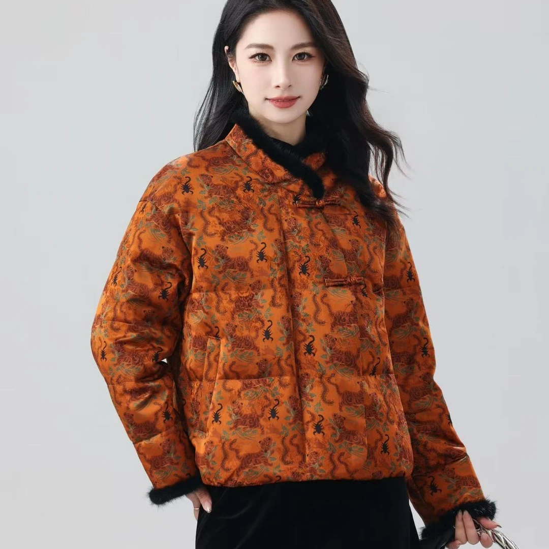 tao77672高端风虎镇五毒香云纱水貂毛皮草羽绒服女短款宽松鹅绒服