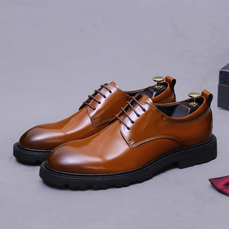 真皮正装皮鞋男款商务德比鞋英伦风休闲皮鞋男士新款漆皮亮面皮鞋