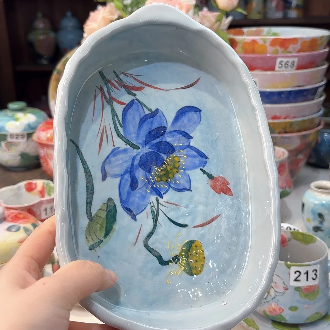 瓷片兔兔的小可爱