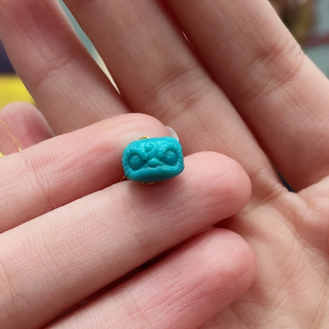 绿松石颈饰未镶嵌