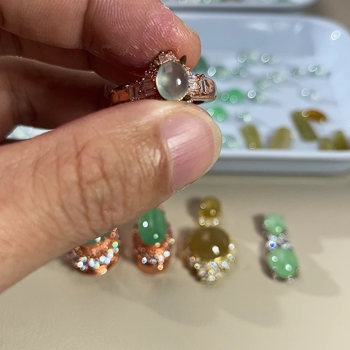 翡翠裸石缅料A货翡翠