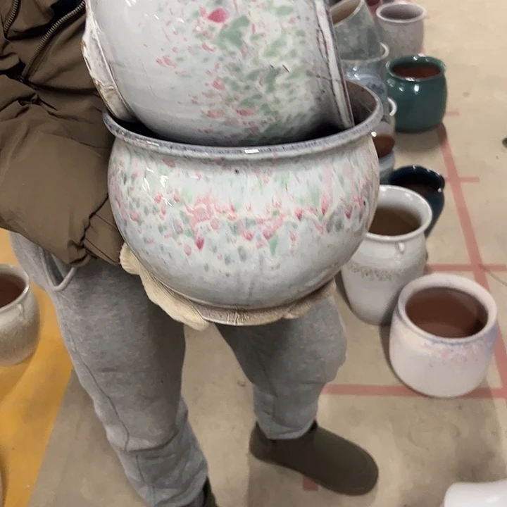 高度17厘米口20厘米