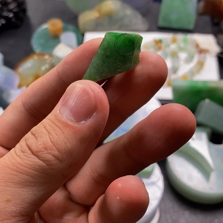 【闪购商品】未镶嵌挂件翡翠M****g定制