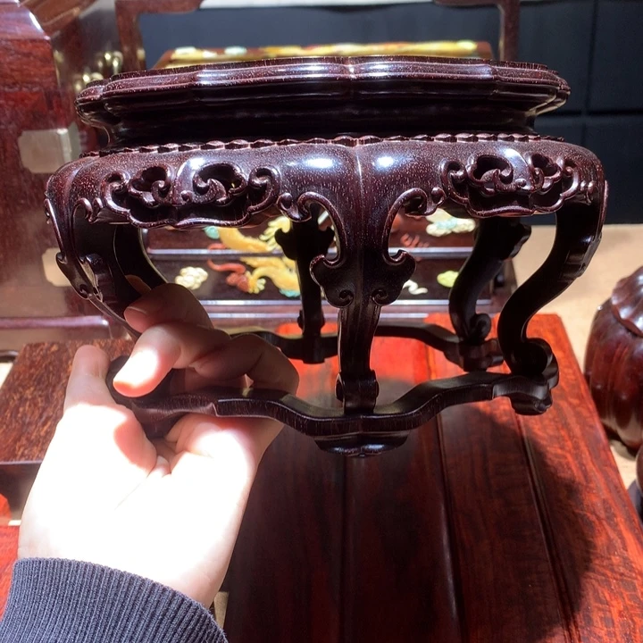 端景台紫檀木类一木挖花架