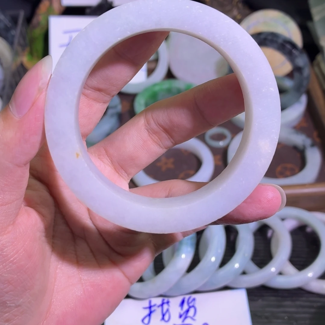 定制翡翠未镶嵌翡翠A货毛胚手镯定制
