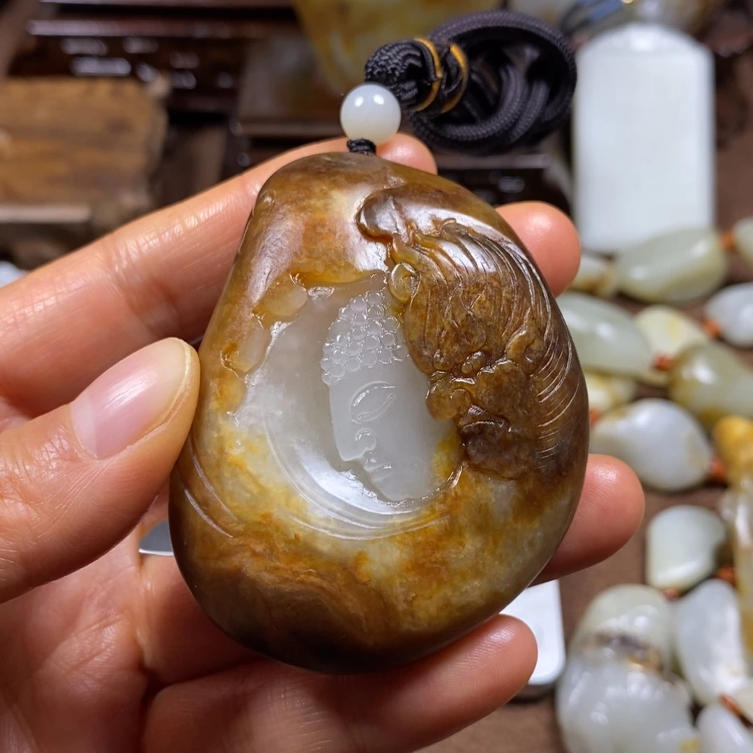 娃***爸和田玉未镶嵌把件