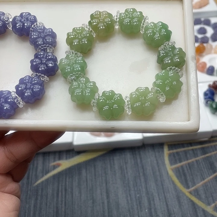 石英质玉（非洲翠）合金手串