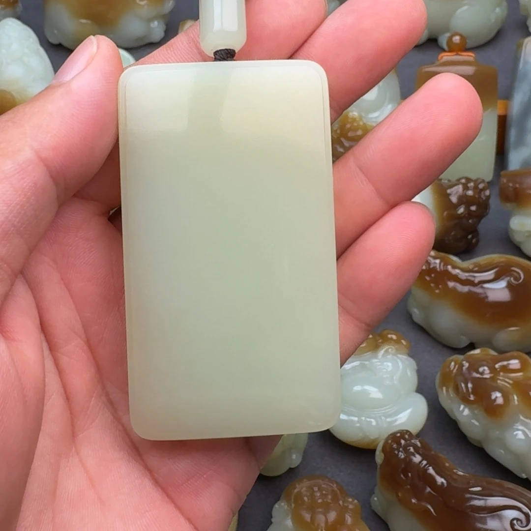 海***煜和田玉未镶嵌颈饰