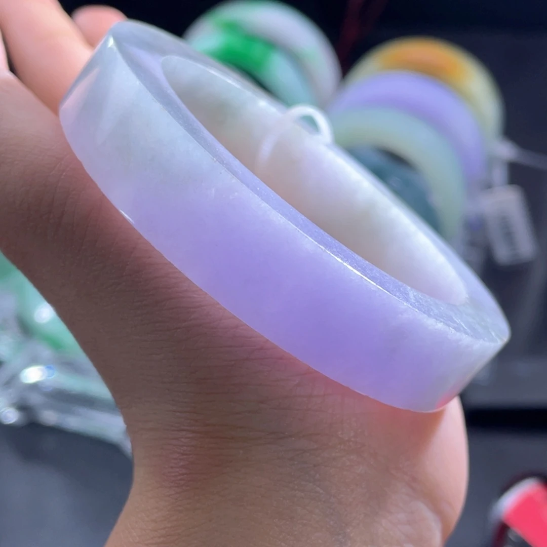 未镶嵌手镯定制翡翠