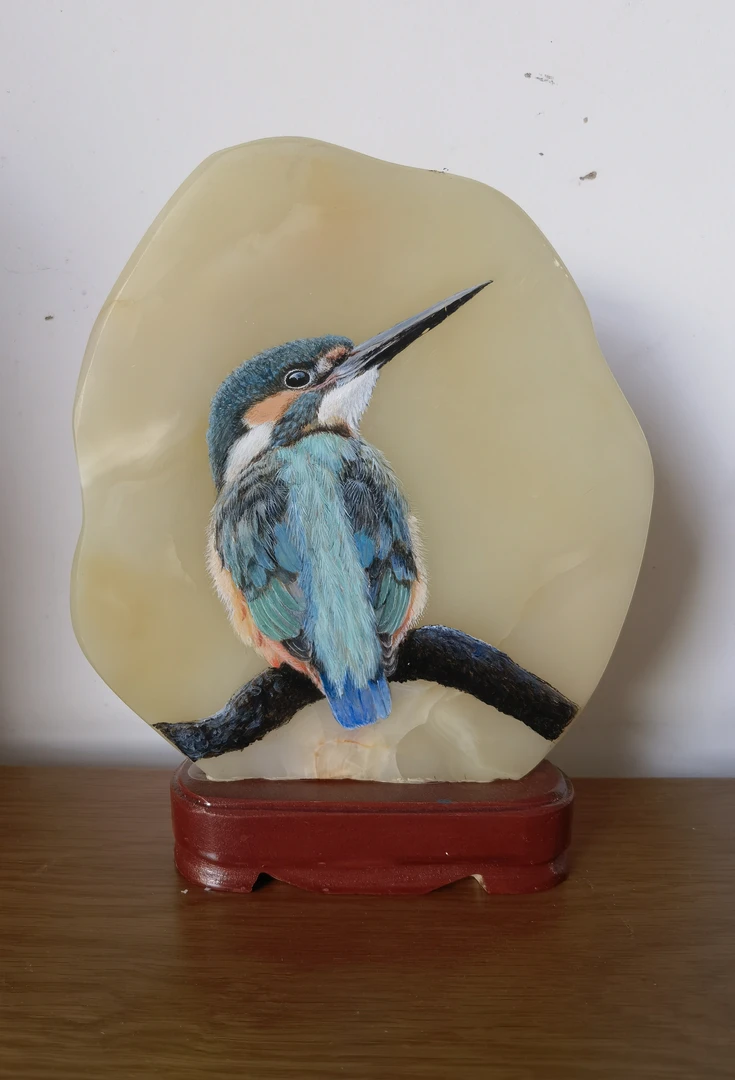 丙烯颜料手绘精美《翠鸟》摆件，尺寸15*18*1 厘米，含底座