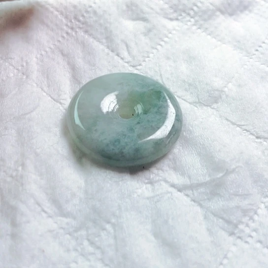 翡翠颈饰未镶嵌晴*?吊坠