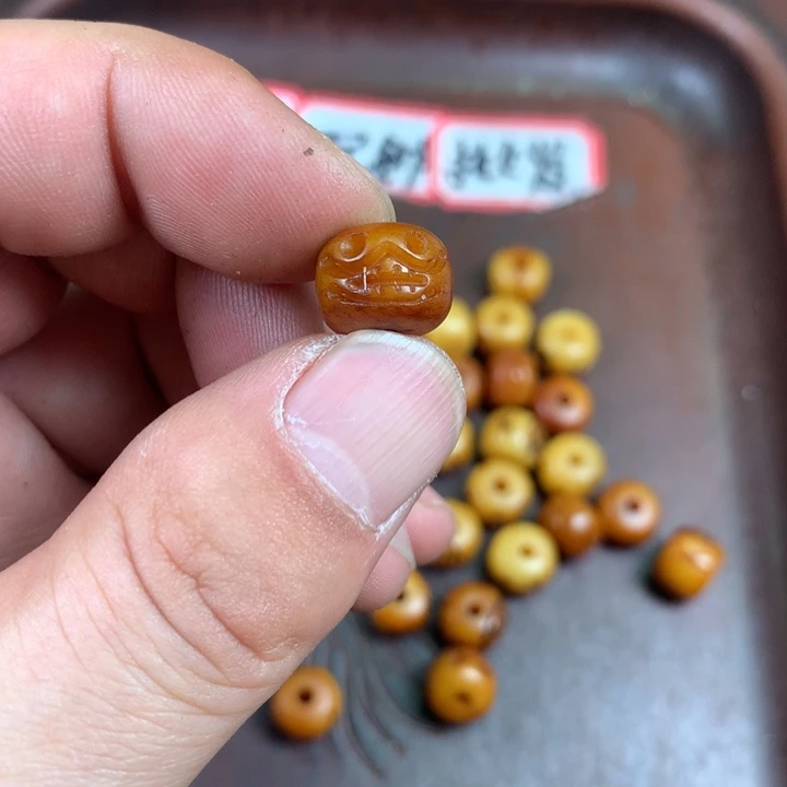 手串/手链驼骨配饰86