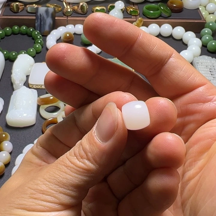 和田玉挂件未镶嵌紫*