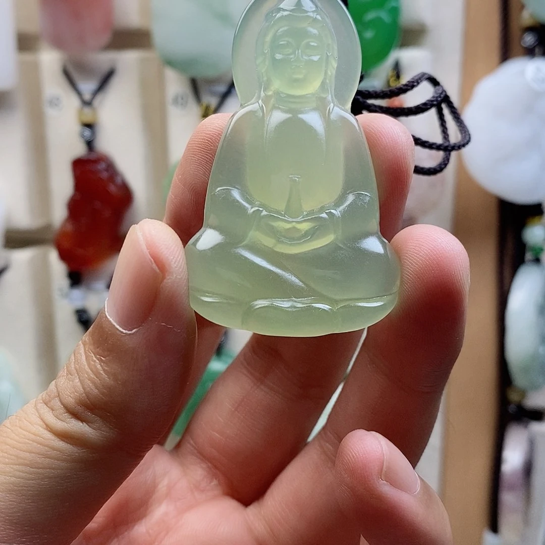 未镶嵌蛇纹石玉颈饰