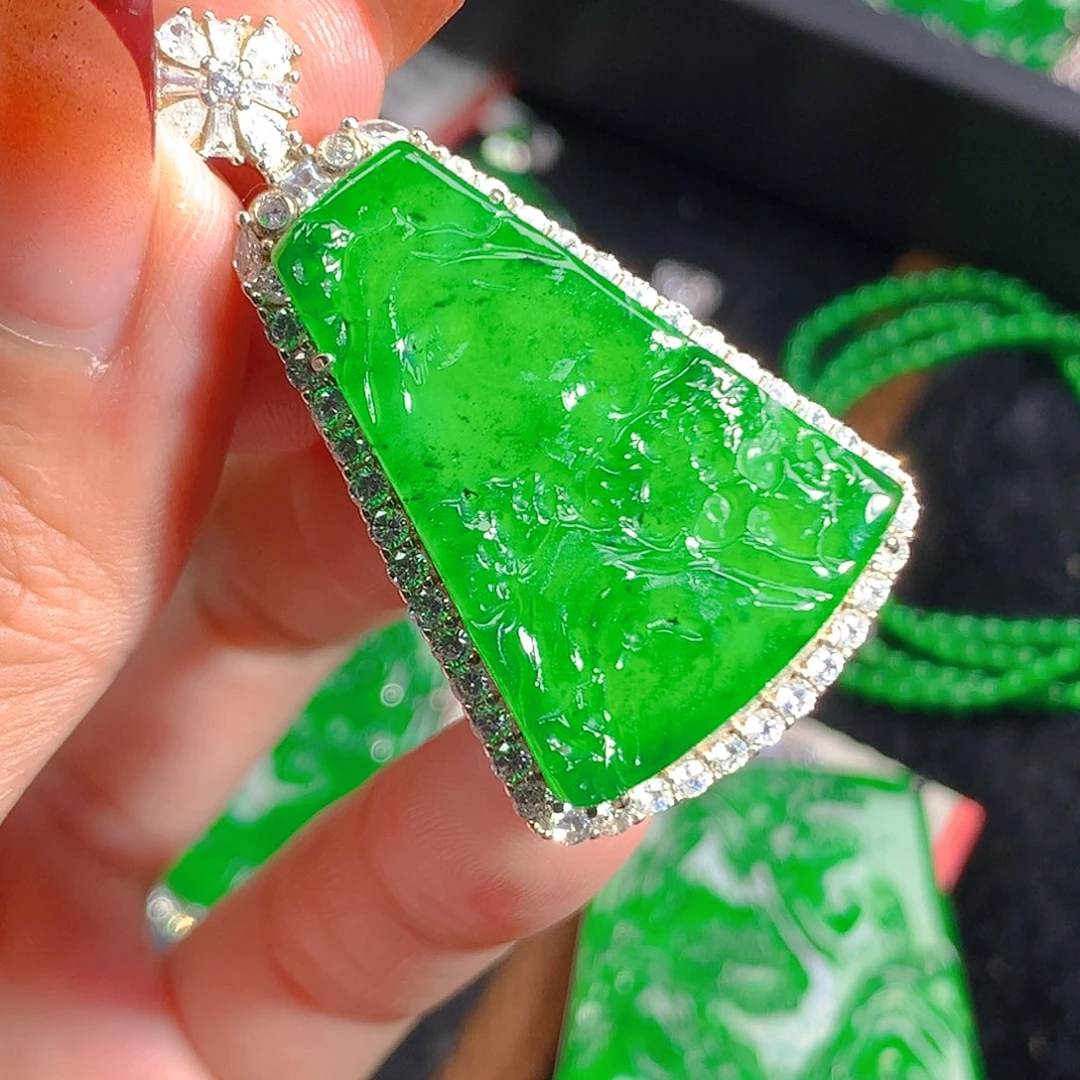 翡翠吊坠(不含链)未镶嵌