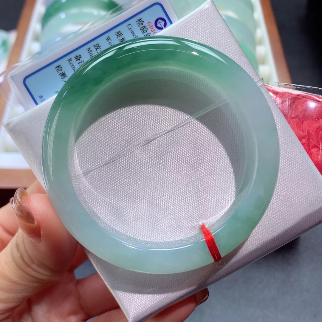 翡翠未镶嵌手镯7号强强推