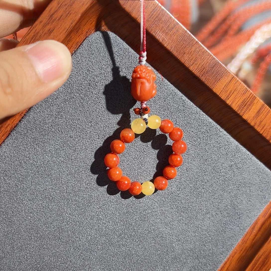 南红玛瑙未镶嵌颈饰