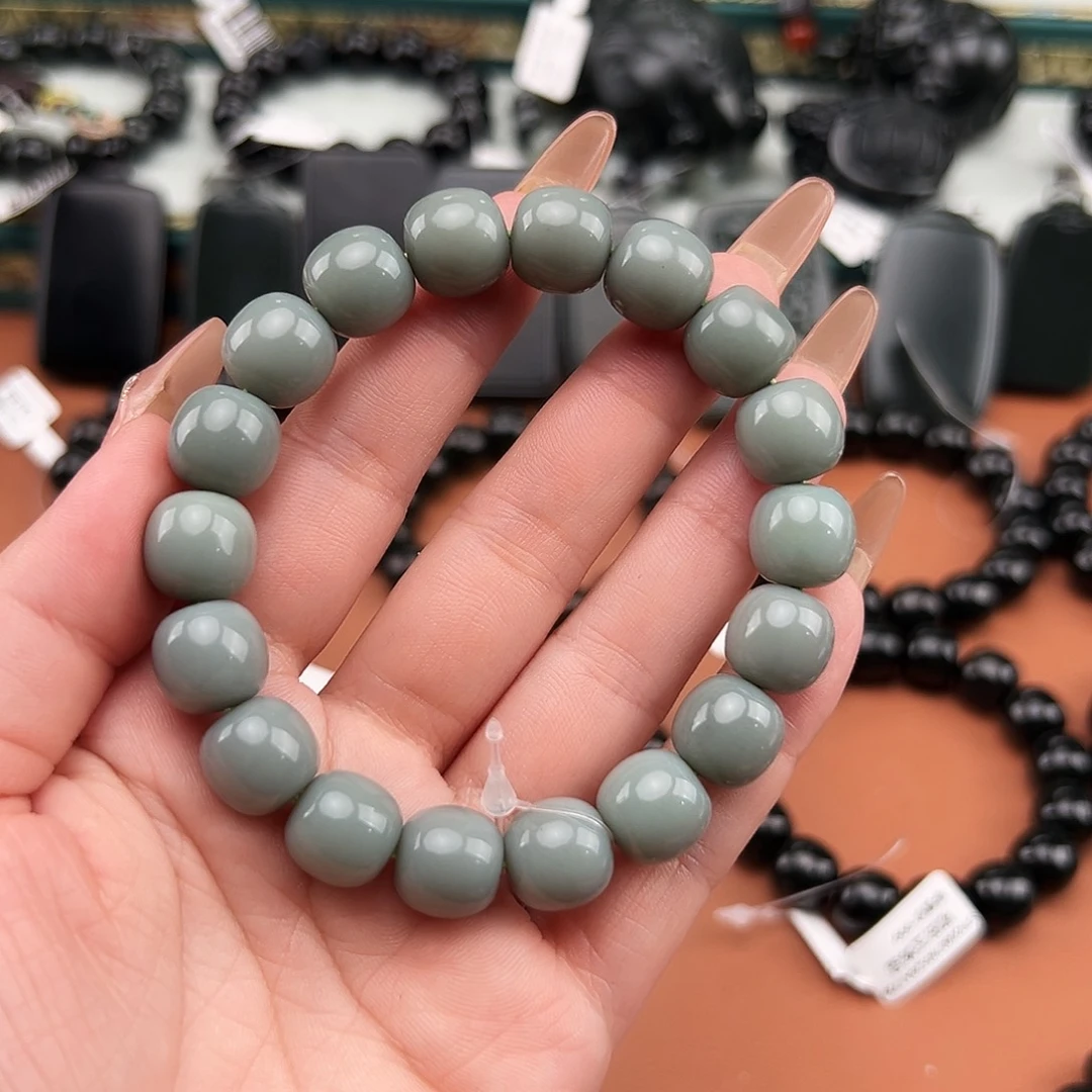 吃****和田玉未镶嵌手串