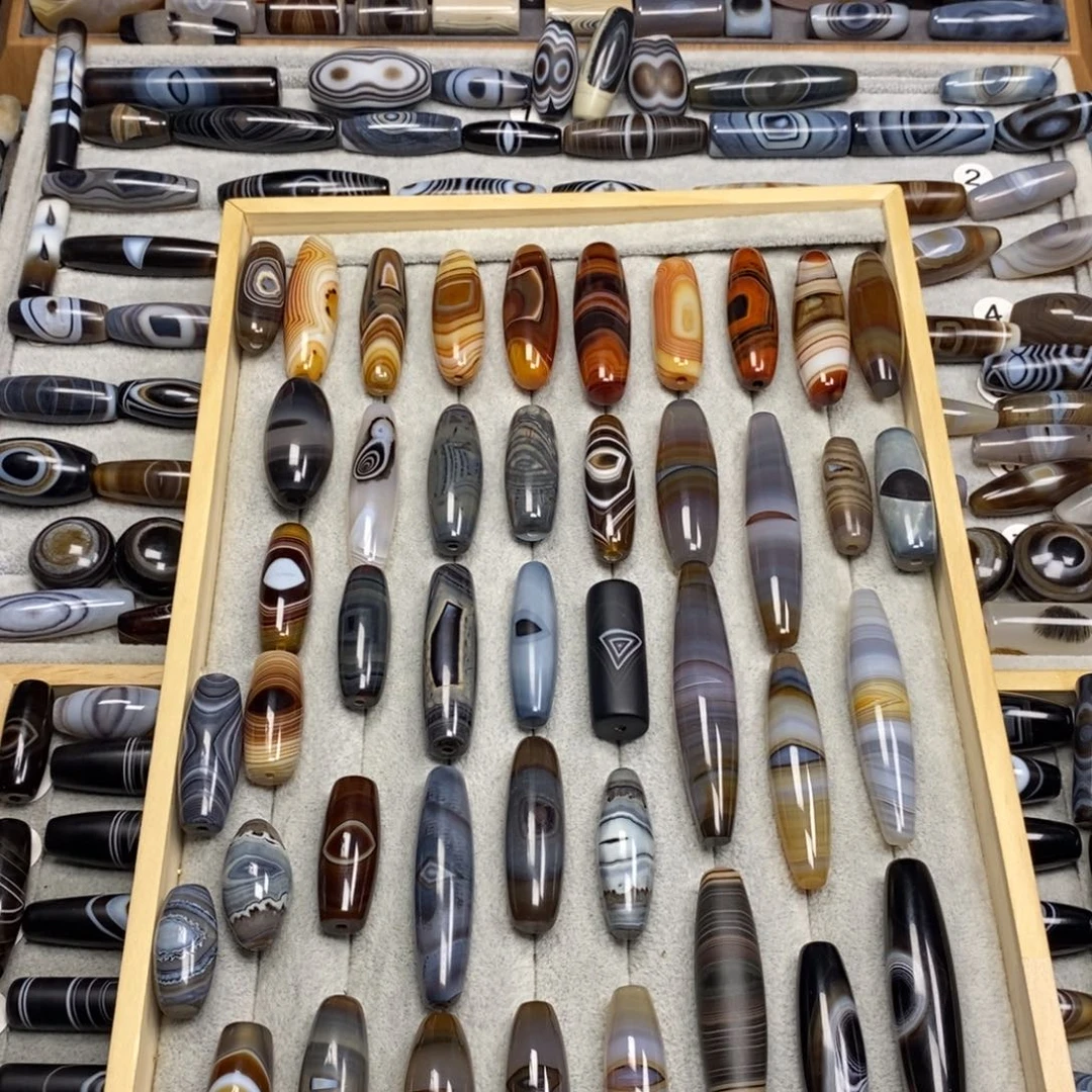 未镶嵌玛瑙/玉髓珠宝半成品重*