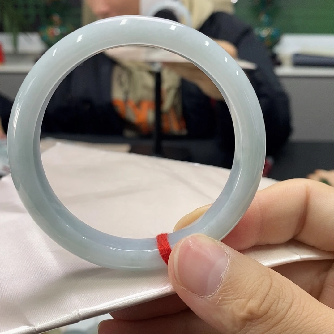 翡翠未镶嵌手镯翡翠