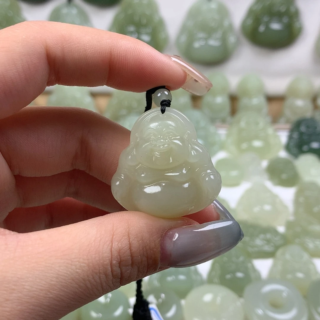 【闪购商品】颈饰未镶嵌和田玉