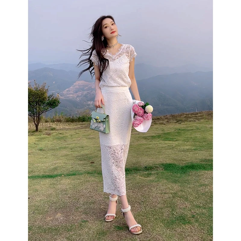 格润雅夏季套装女2025年新款轻奢气质名媛风V领上衣半身裙两件套