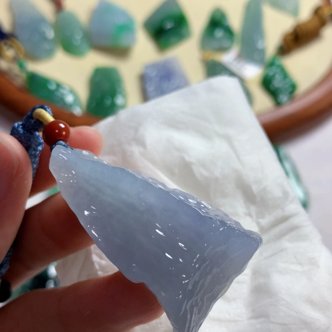 【闪购商品】翡翠吊坠(不含链)未镶嵌 2567