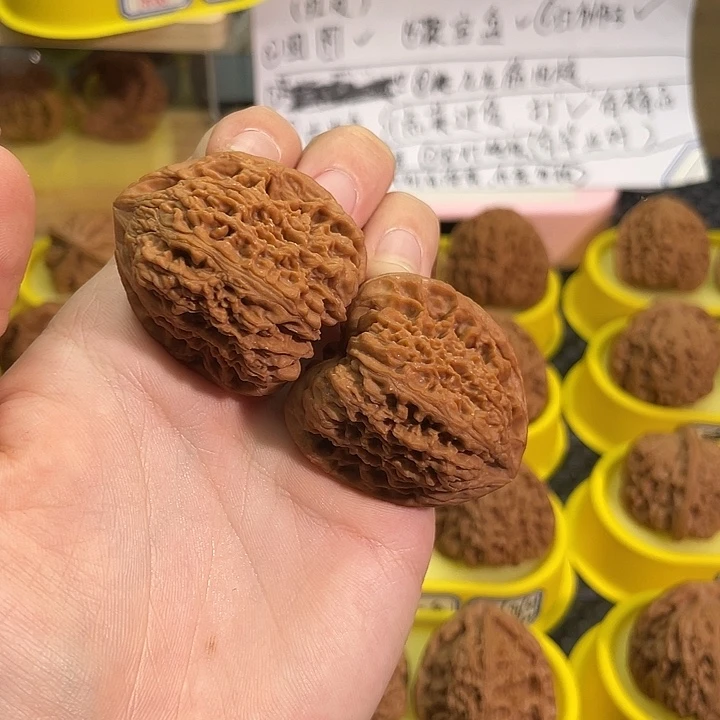 把件文玩核桃25号37尺三角疆