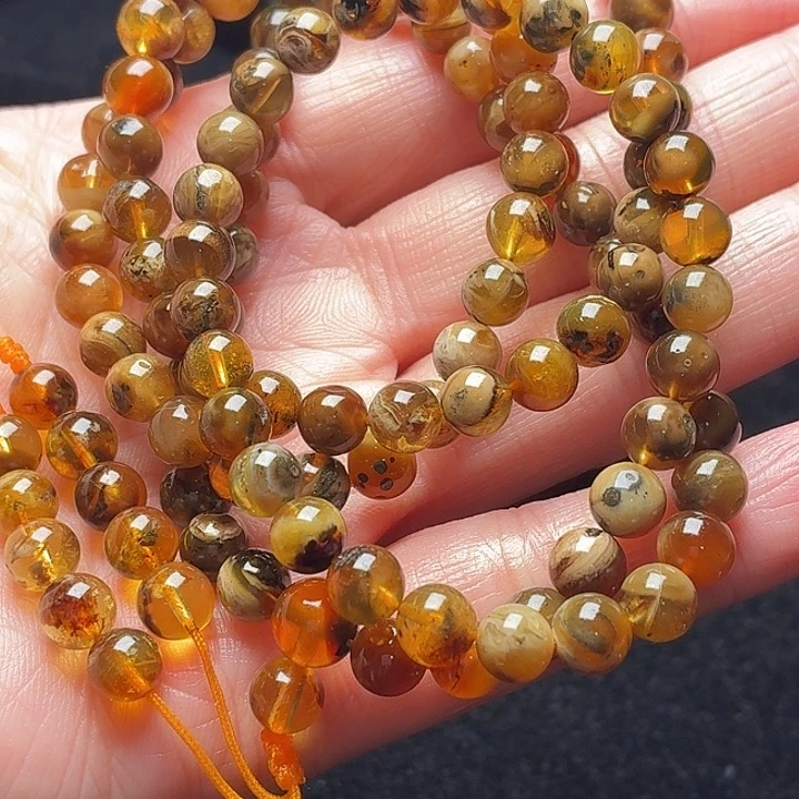 琥珀未镶嵌颈饰6+溶洞20 g107