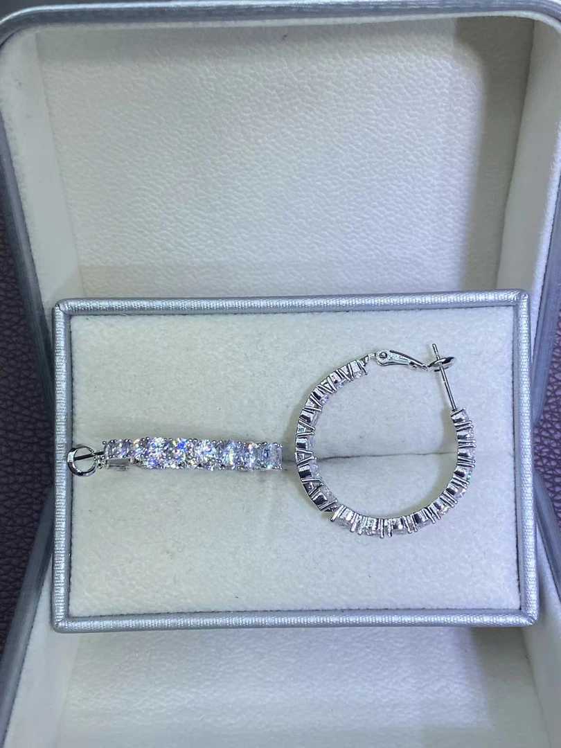 耳饰 【米米甄选 绚丽多彩】白色耳钉C-2621