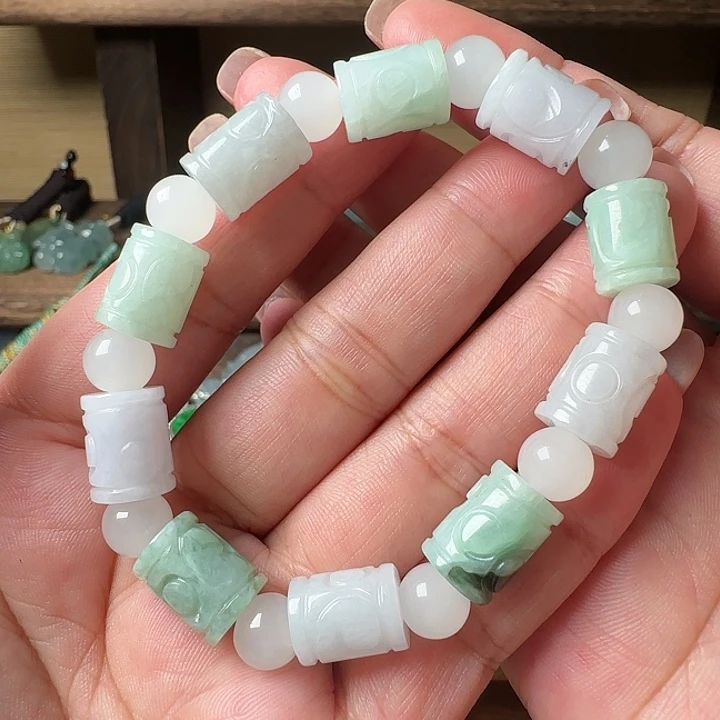 翡翠未镶嵌手镯翡翠60