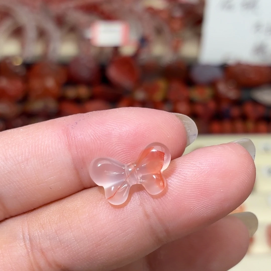 M***g南红玛瑙未镶嵌颈饰上下通孔蝴蝶结
