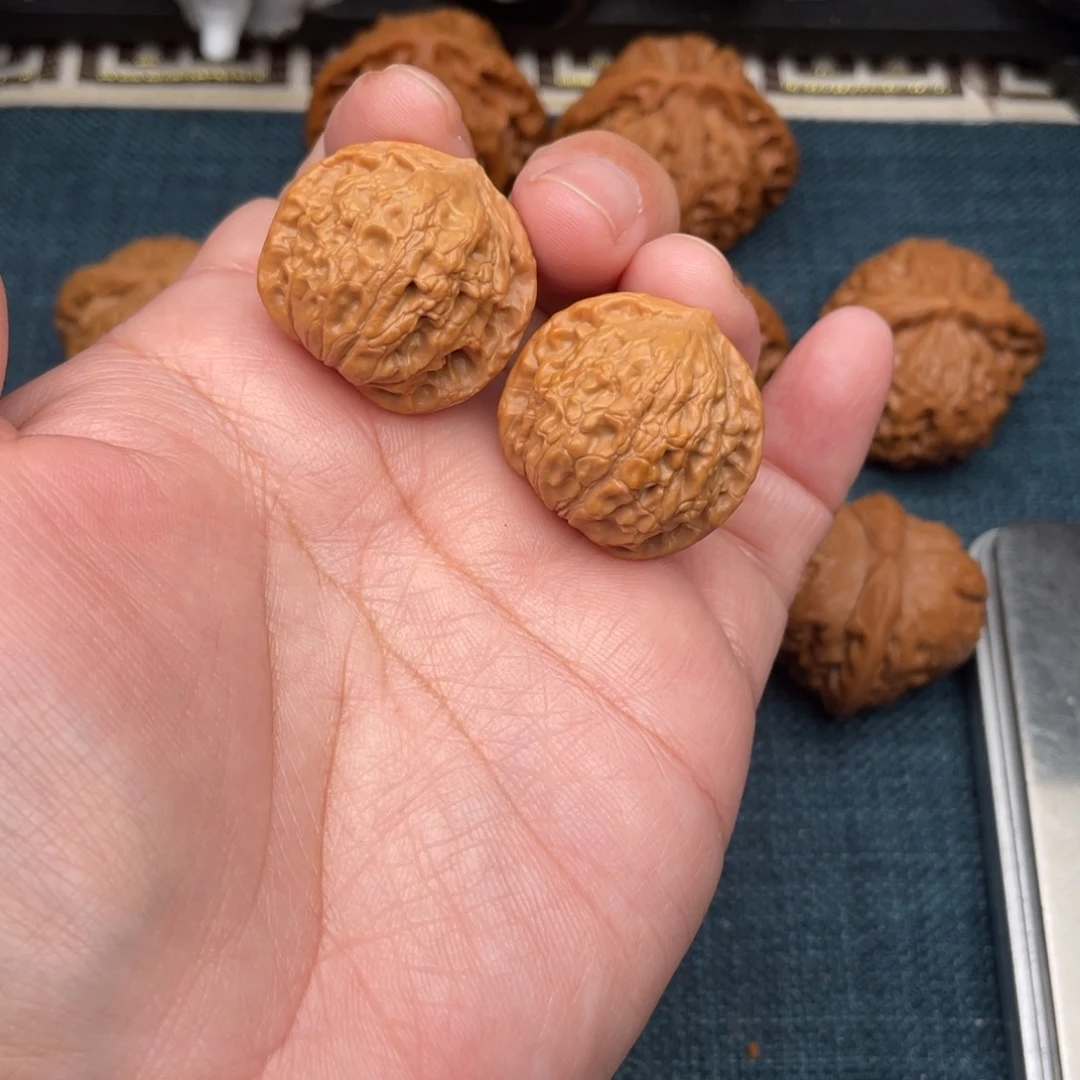 文玩核桃把件全品野生小金豆29