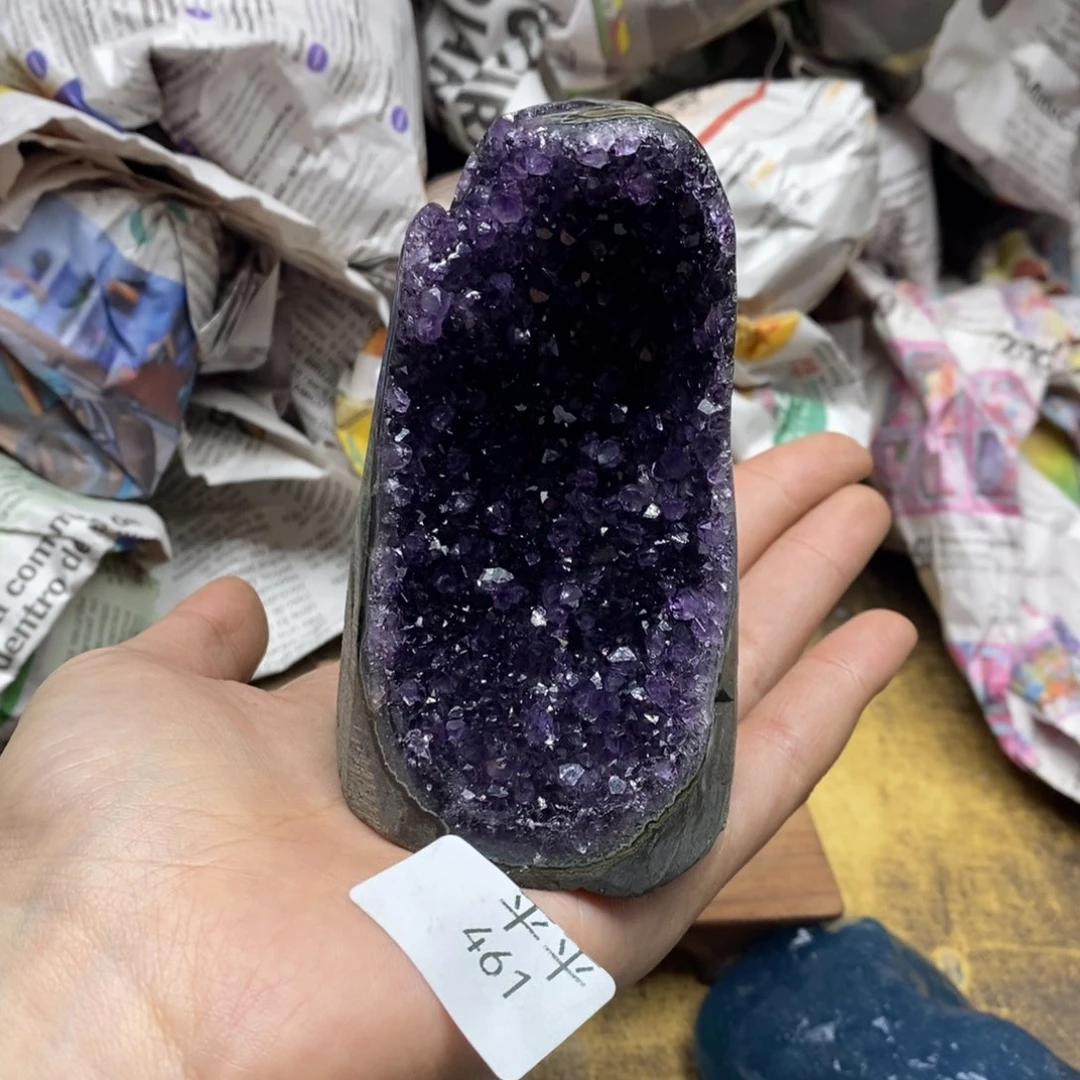 紫晶乌拉圭未镶嵌