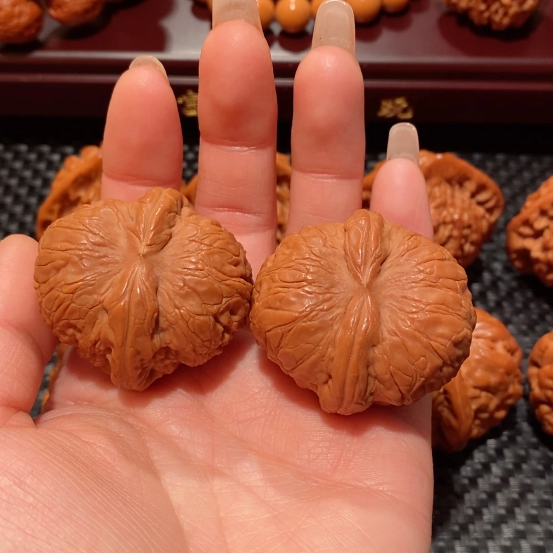 文玩核桃把件元宝