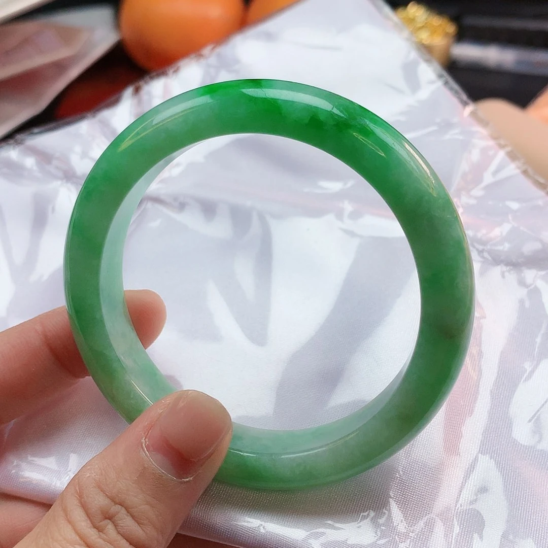 翡翠手镯未镶嵌57圈2335