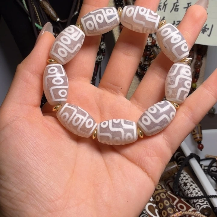 玛瑙/玉髓未镶嵌手链天珠666