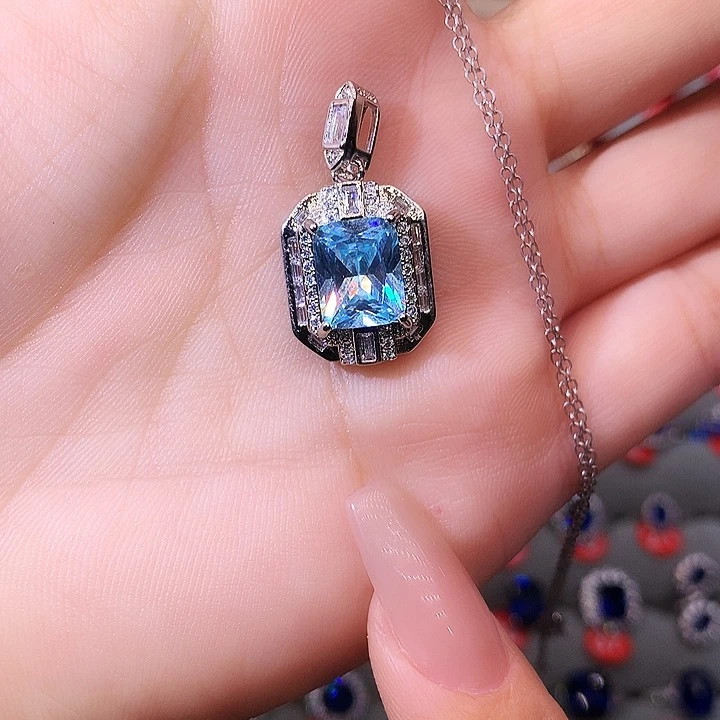 海蓝宝石吊坠(赠链)银S925镶嵌