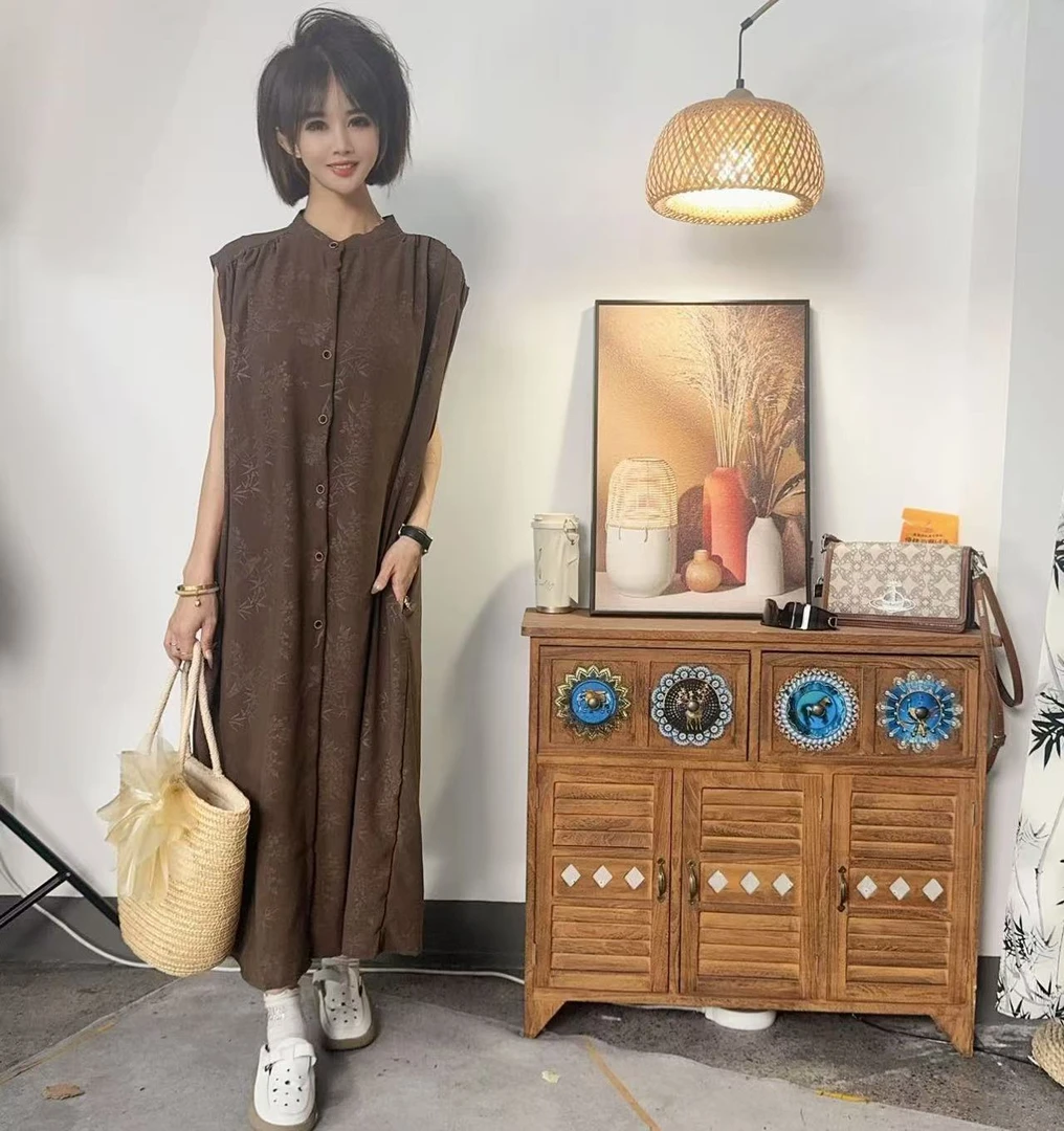 【沐木流浪记】（凤溪）咖色圆领单排扣无袖连衣裙Z