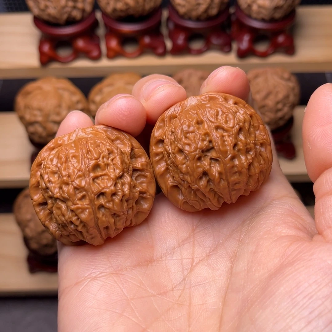 吊坠文玩核桃血麒麟